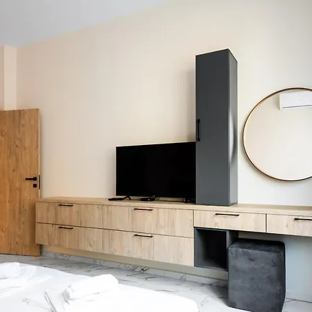 Marble Essence 2bd Retreat In Centre By Flat Mаnager Lägenhet