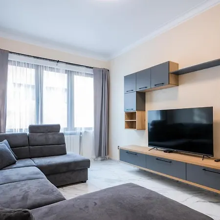 Marble Essence 2bd Retreat In Centre By Flat Mаnager Lägenhet